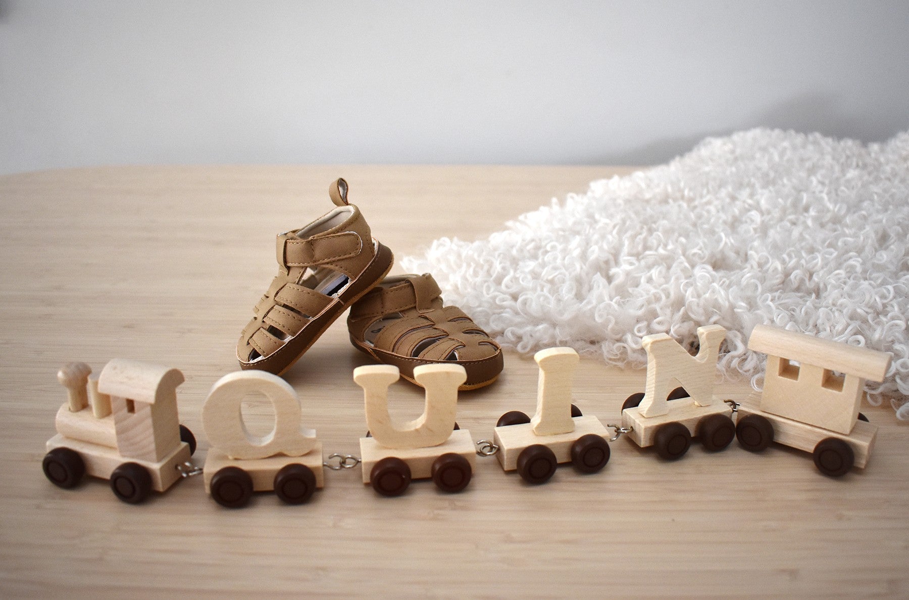 Alphabet Train Carriage – Letter I | Natural Beech Wood