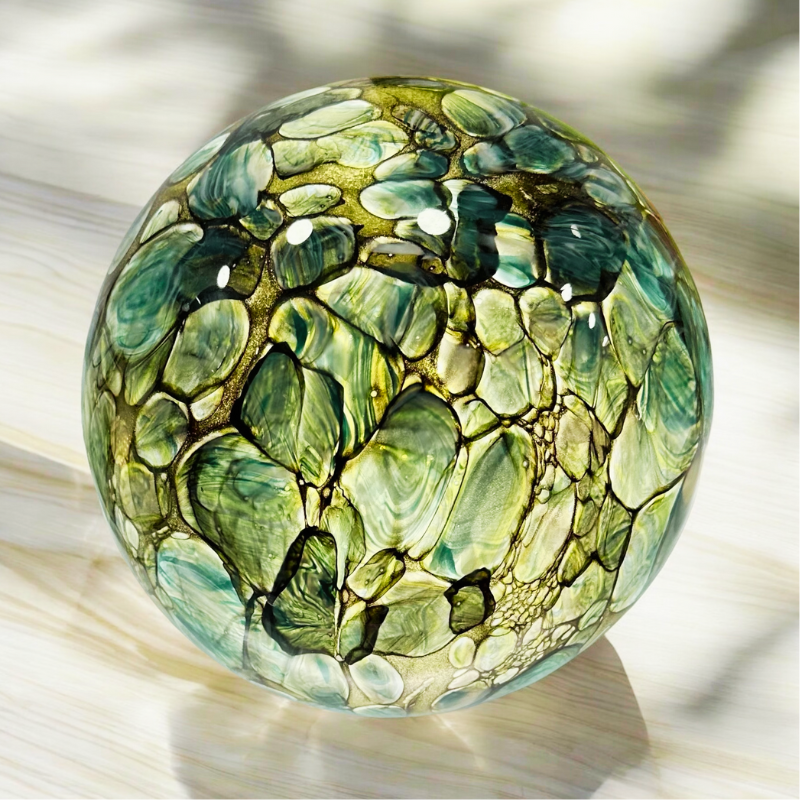 Rocky Green Glass Orb Accent Light