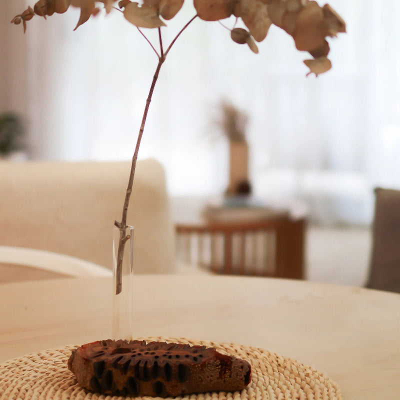 Banksia Display Stand and test tube for Aroma Pod & Oil Bottle